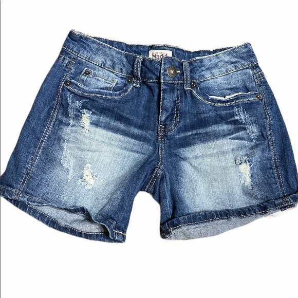 Mudd Distressed Shorts Size 5 - Picture 1 of 7
